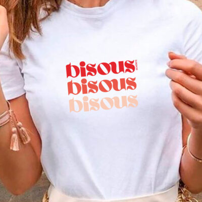 "Bisous Bisous Bisous" Unisex Tshirt