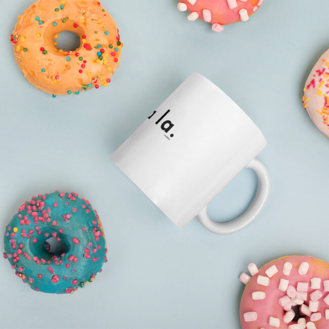 "Oh la la." Tasse